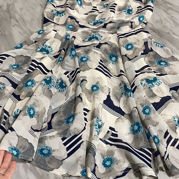 Maison Jules Blue Floral Stripe Fit & Flare Dress Size Small - Picture 6 of 13